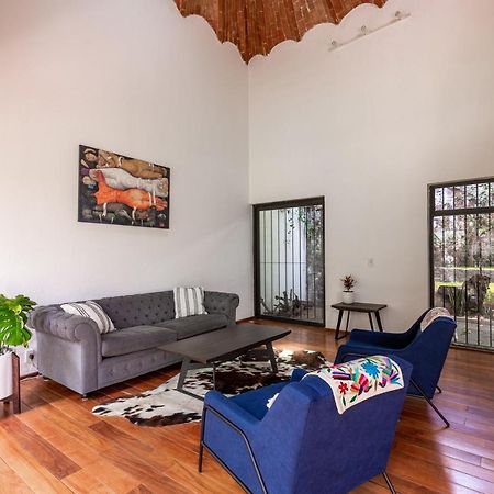 Casa Blanca In Coyoacan Mexico City Exterior photo