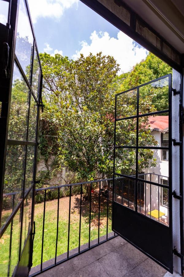 Casa Blanca In Coyoacan Mexico City Exterior photo